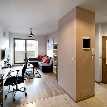 Airport Okecie Klobucka P&O Serviced Apartments วอร์ซอ ภายนอก รูปภาพ